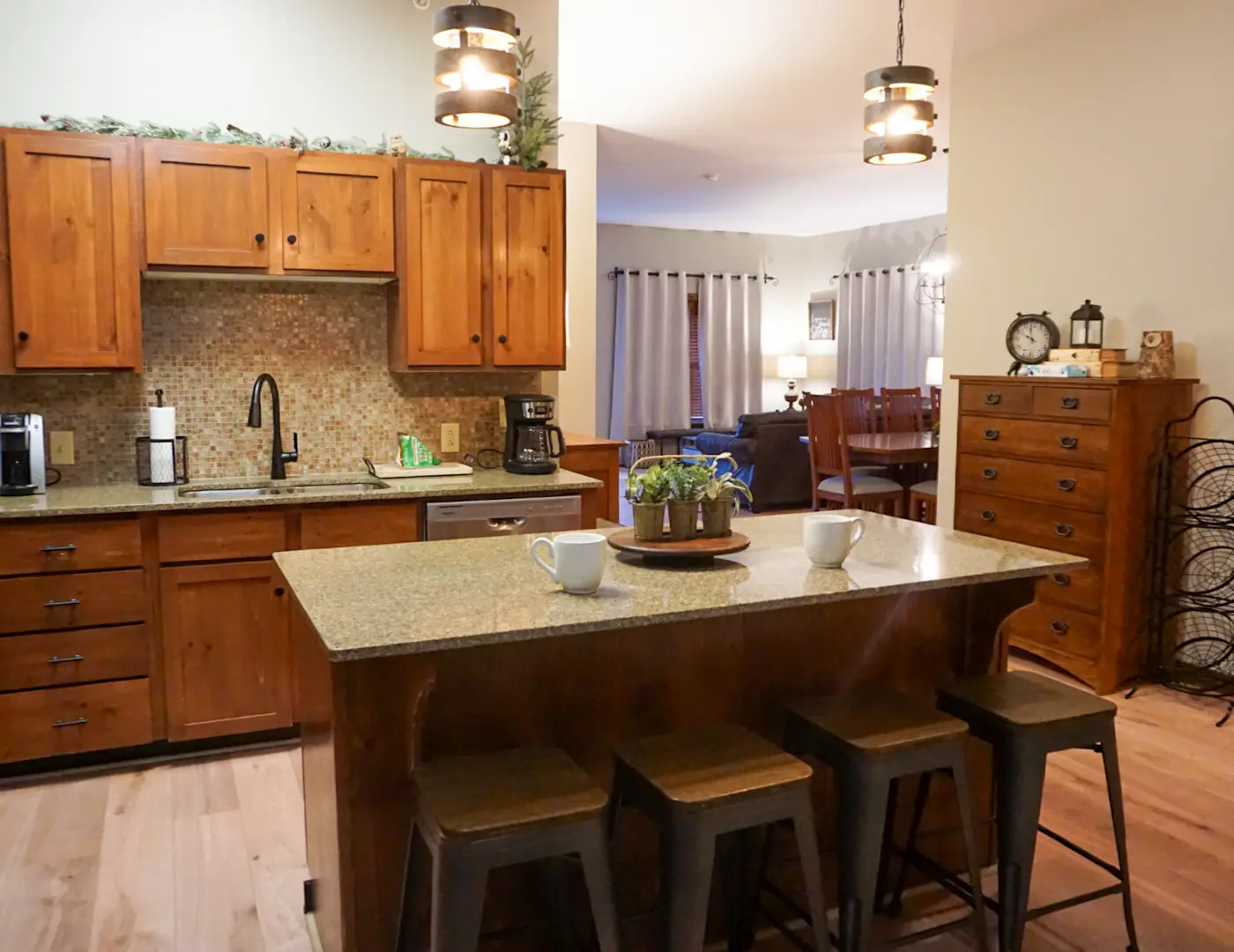 3 Br:   Soaring Eagle 405