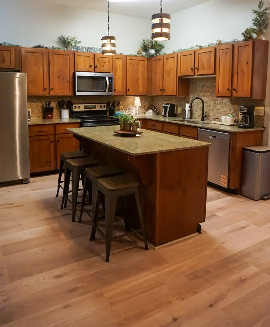 3 Br:   Soaring Eagle 405