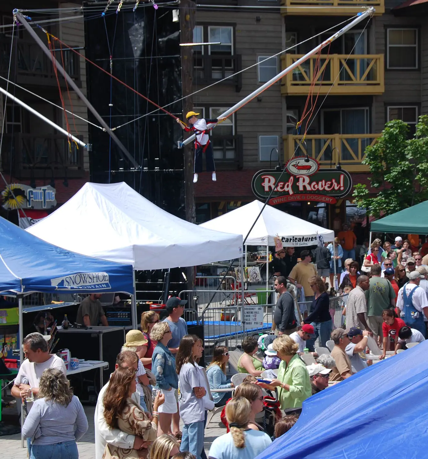 1 Br Junior Studio:  Expedition Station 306