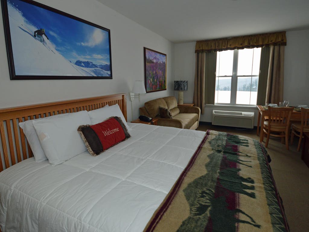 Expedition Station 308-1 Bedroom Studio in Village