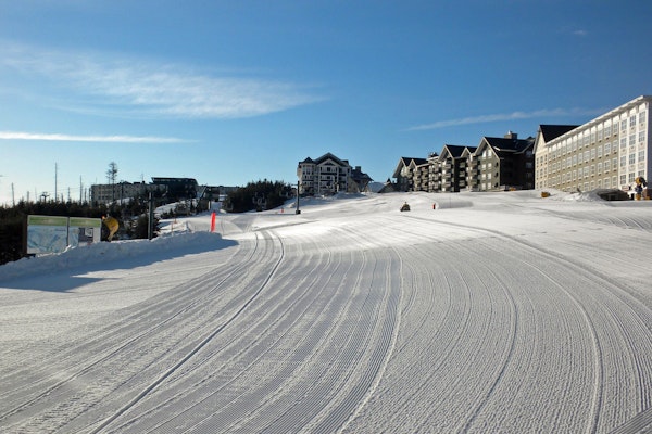 Expedition Station #120: Snowshoe's Premier Slopeside Junior Studio Accommodations