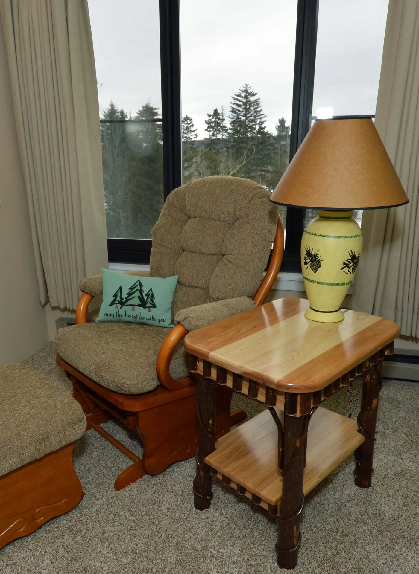 2 Br: Silver Creek 1215