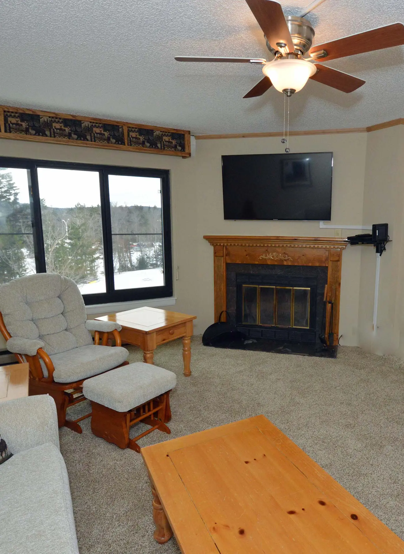 2 Br: Silver Creek 1215