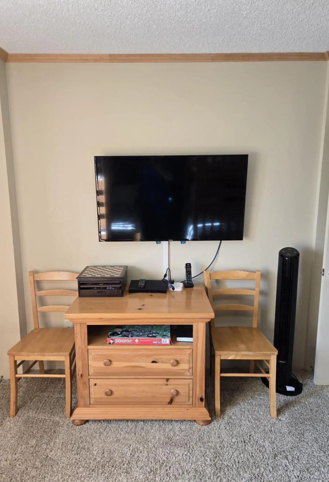 2 Br: Silver Creek 1215