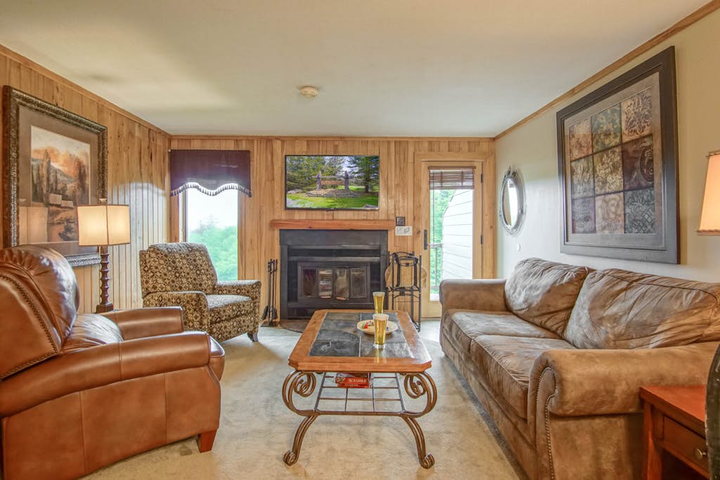 Powderidge #14:  2 Bedrooms, 2.5 Bath: Slope Side, Wood Fireplace.