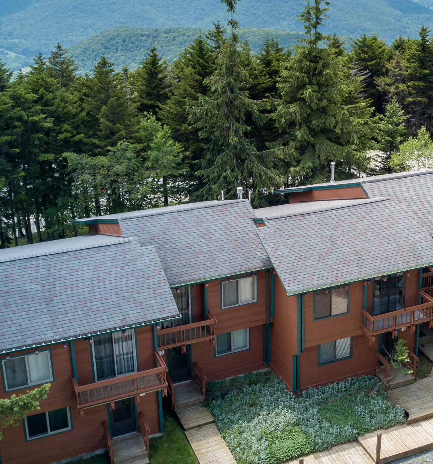 2 Br Plus Loft:  Powder Monkey 4