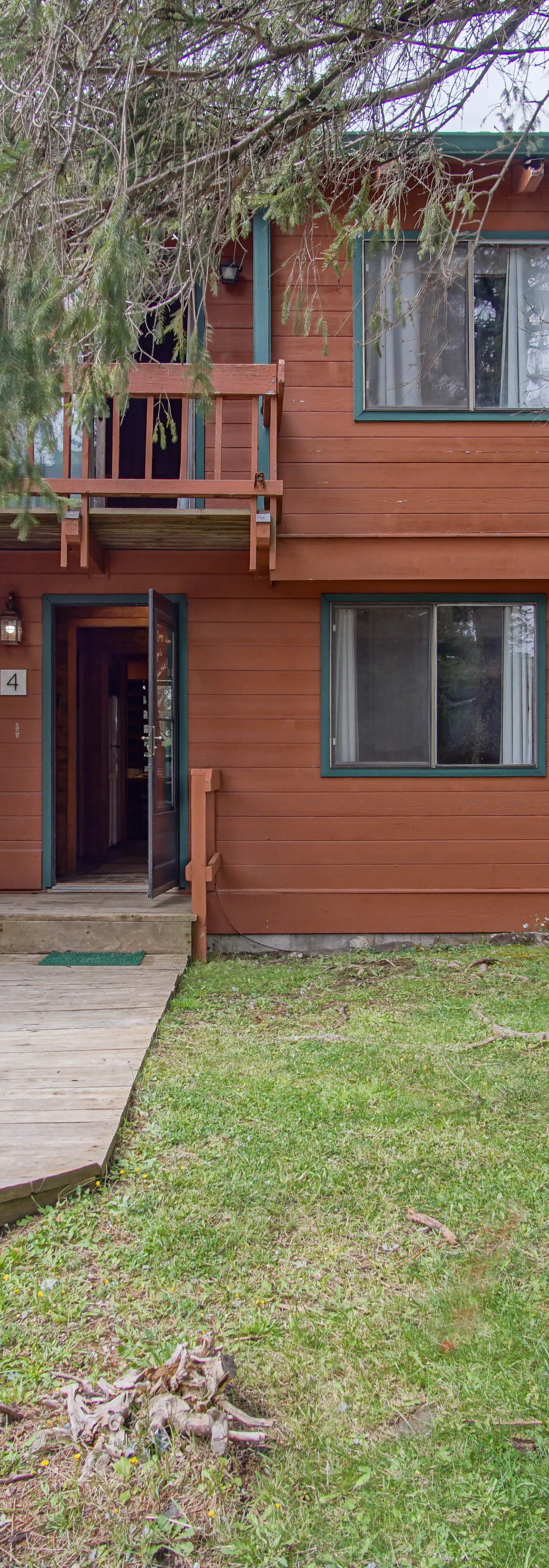 2 Br Plus Loft:  Powder Monkey 4