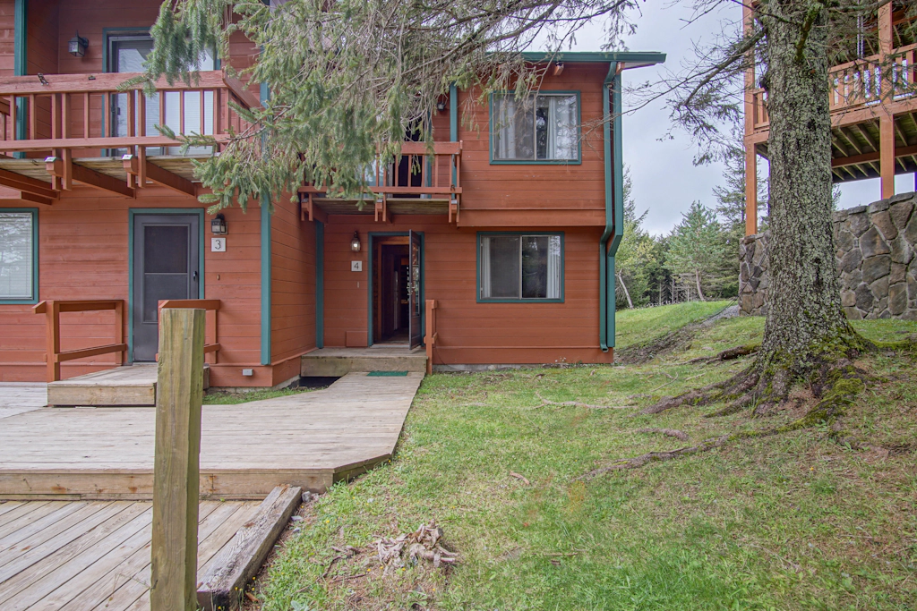2 Br Plus Loft:  Powder Monkey 4