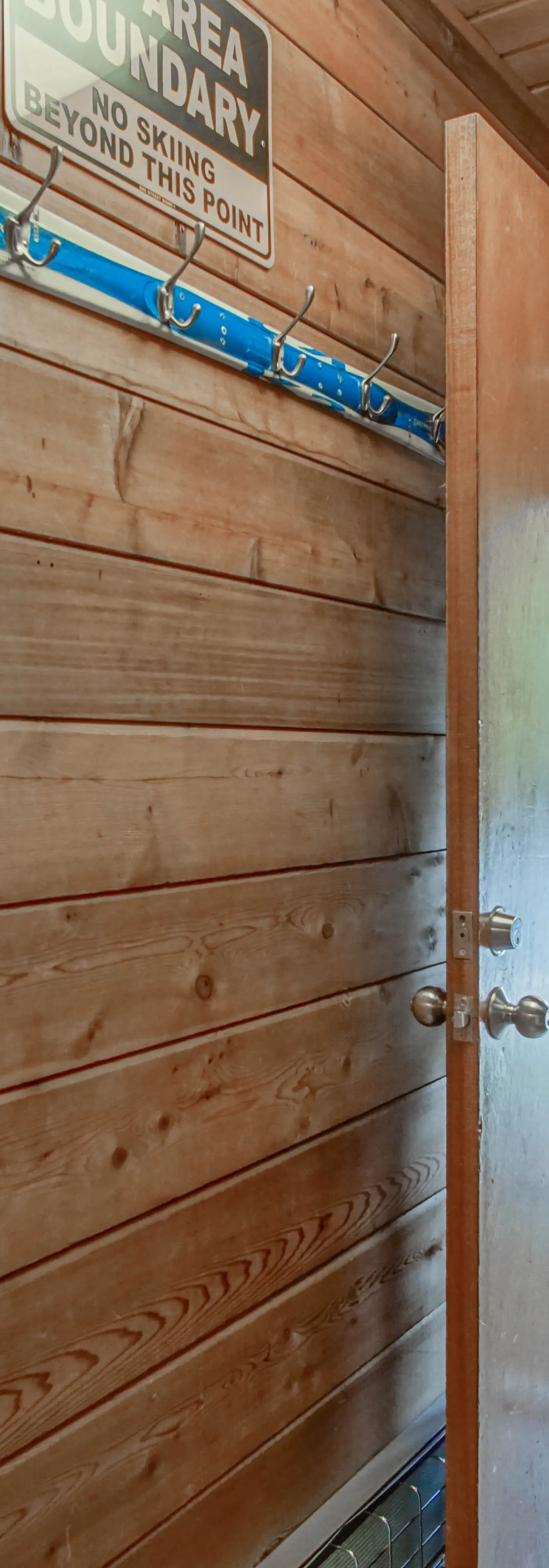 2 Br Plus Loft:  Powder Monkey 4