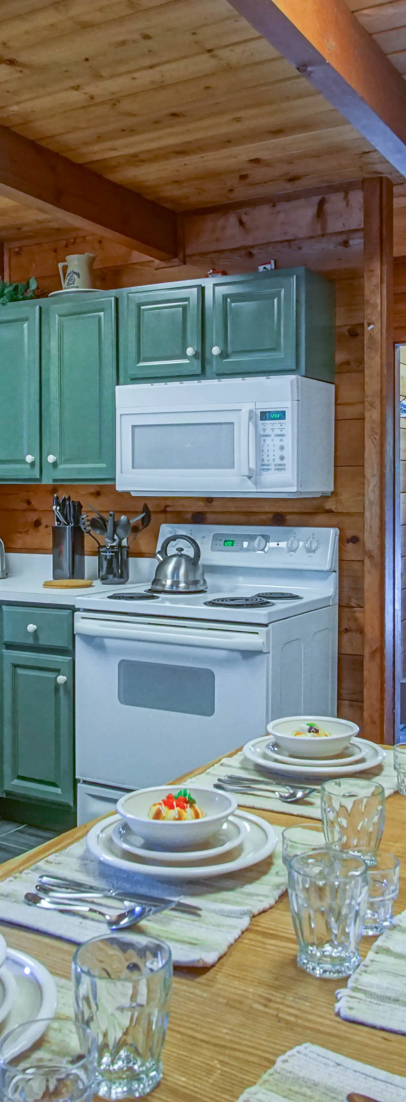 2 Br Plus Loft:  Powder Monkey 4