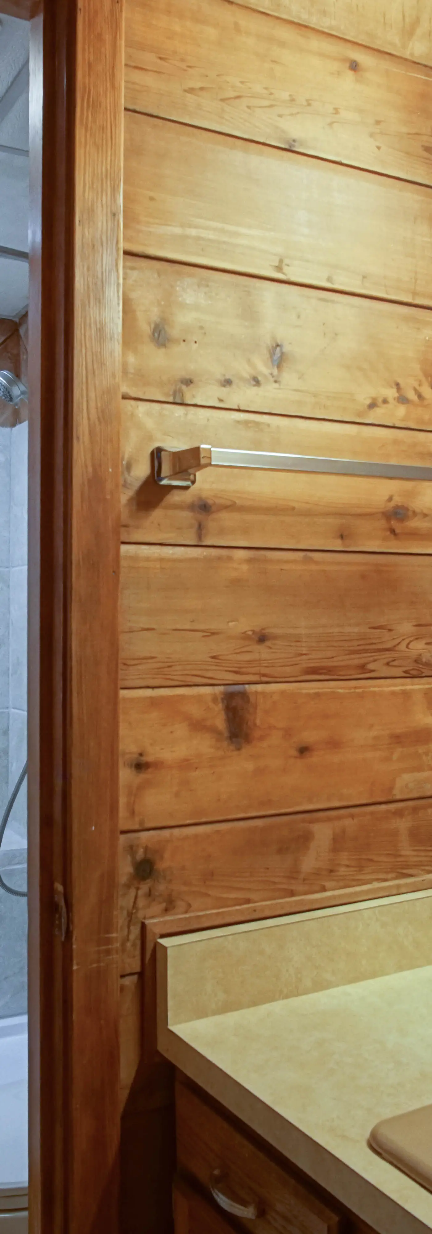 2 Br Plus Loft:  Powder Monkey 4