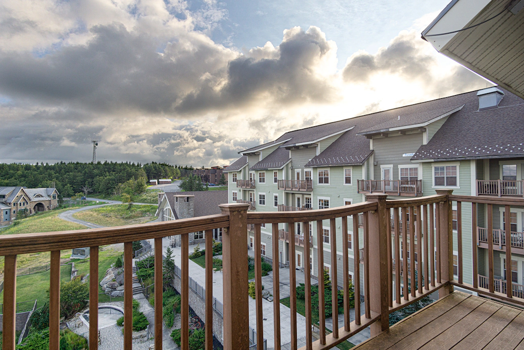 2 Br: Soaring Eagle 406