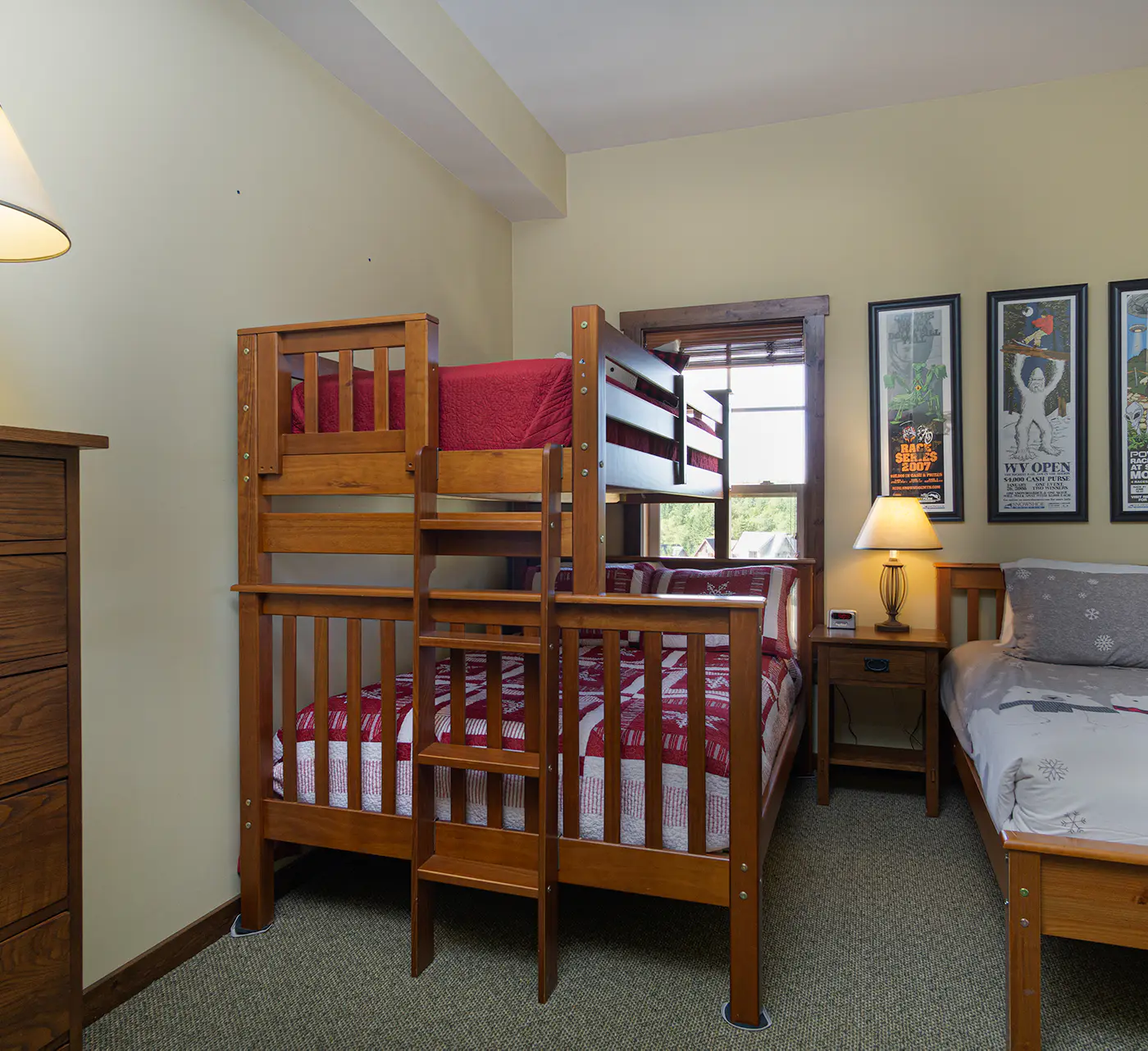 2 Br:   Soaring Eagle 406