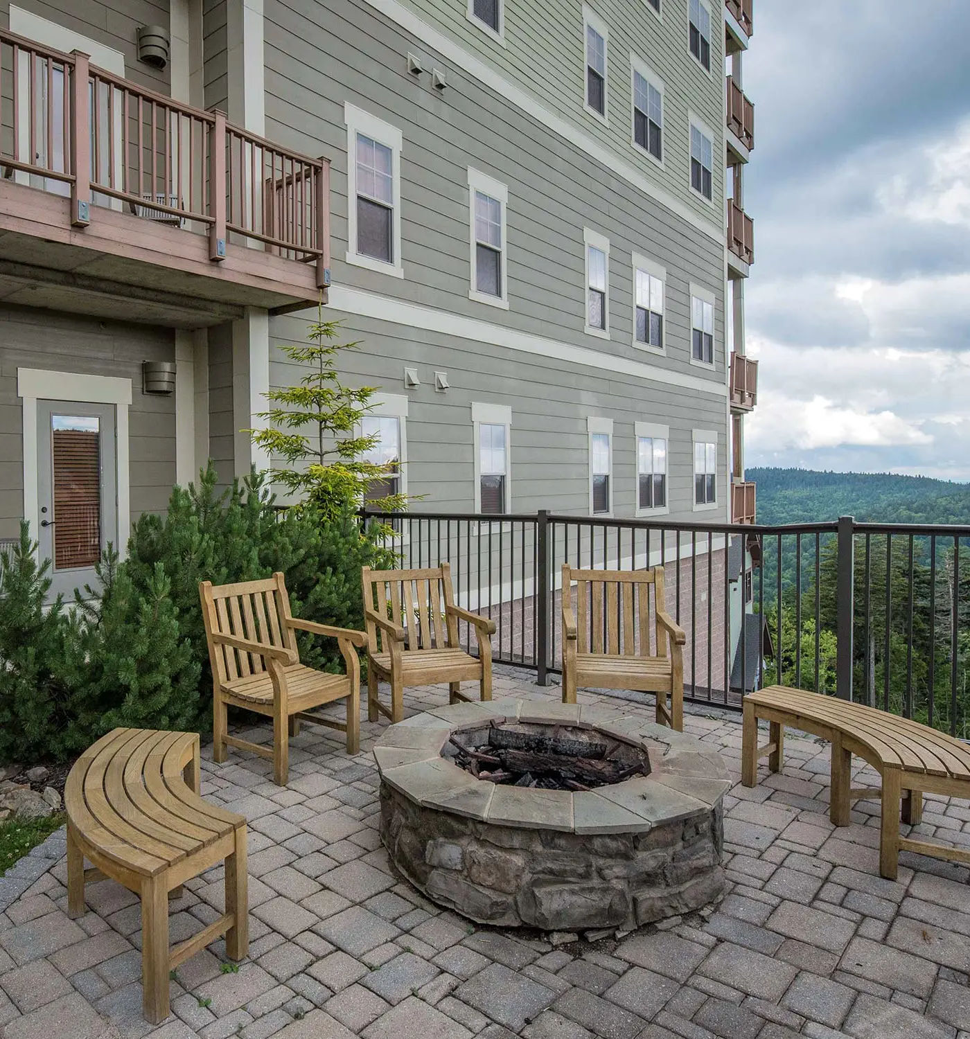 3 Br:   Soaring Eagle 404