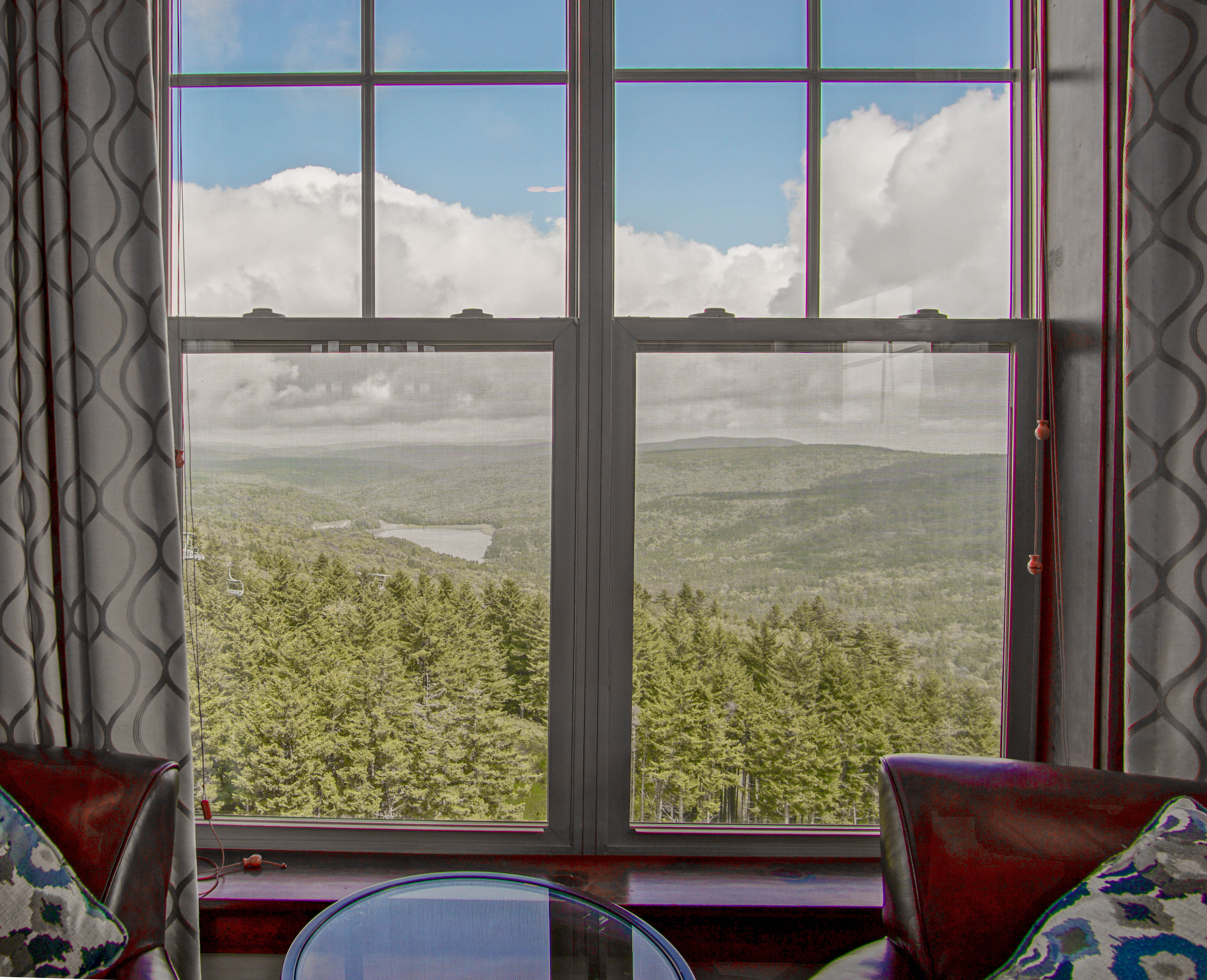 Soaring Eagle #404: 3 bedroom 2 bath Corner Penthouse.