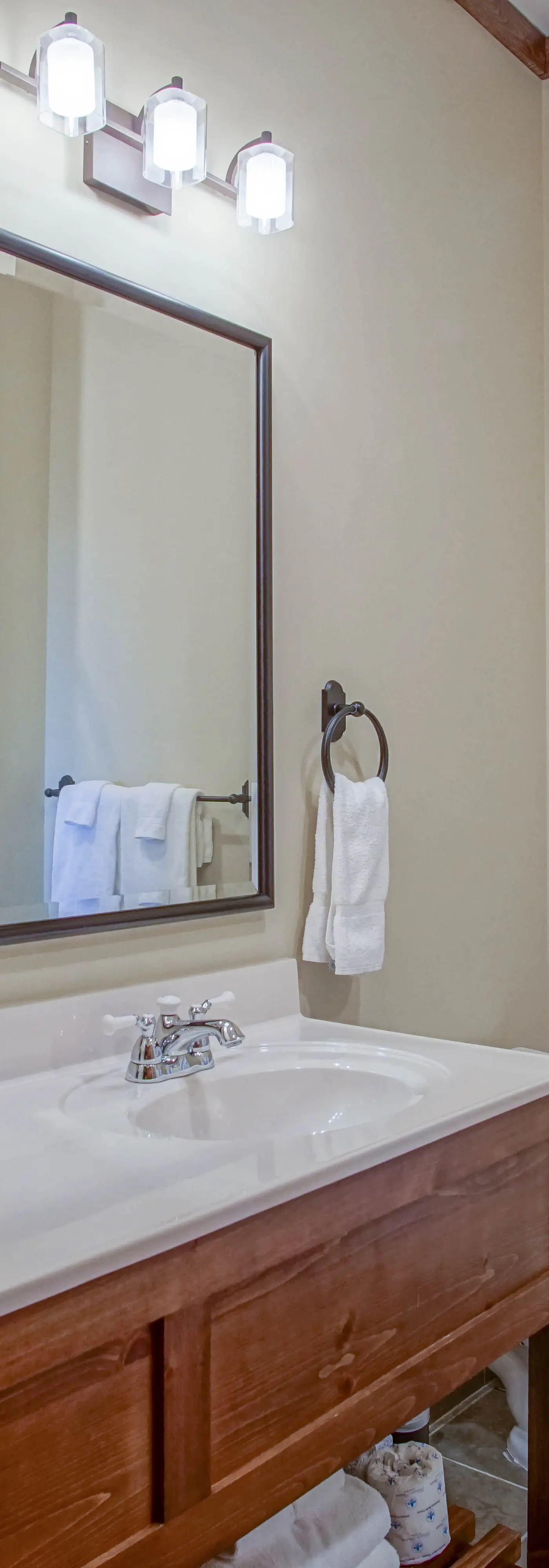 3 Br:   Soaring Eagle 404