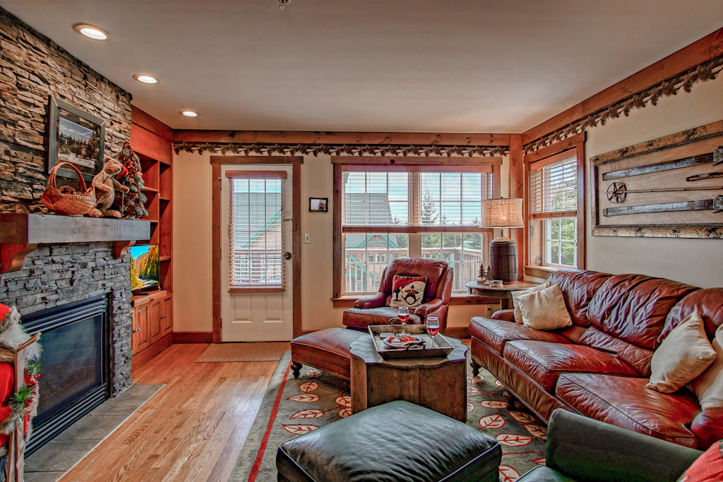 3 Br Plus: Camp 4 #11