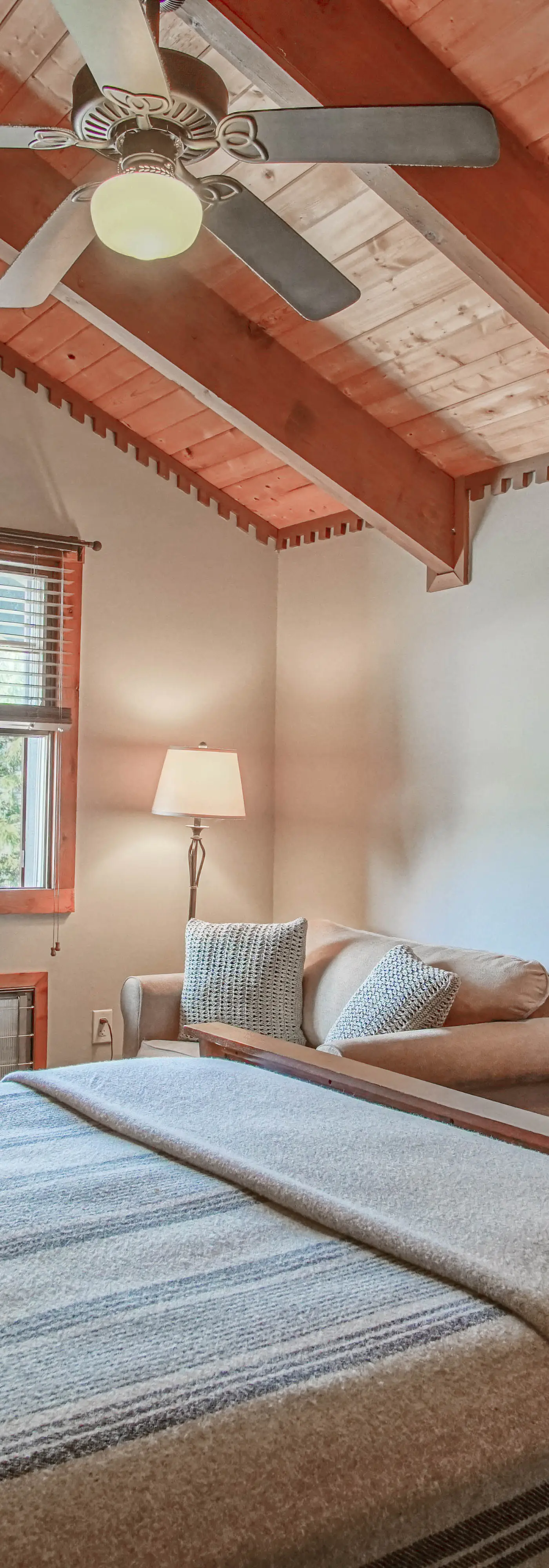 4 Br:   Whistlepunk 18