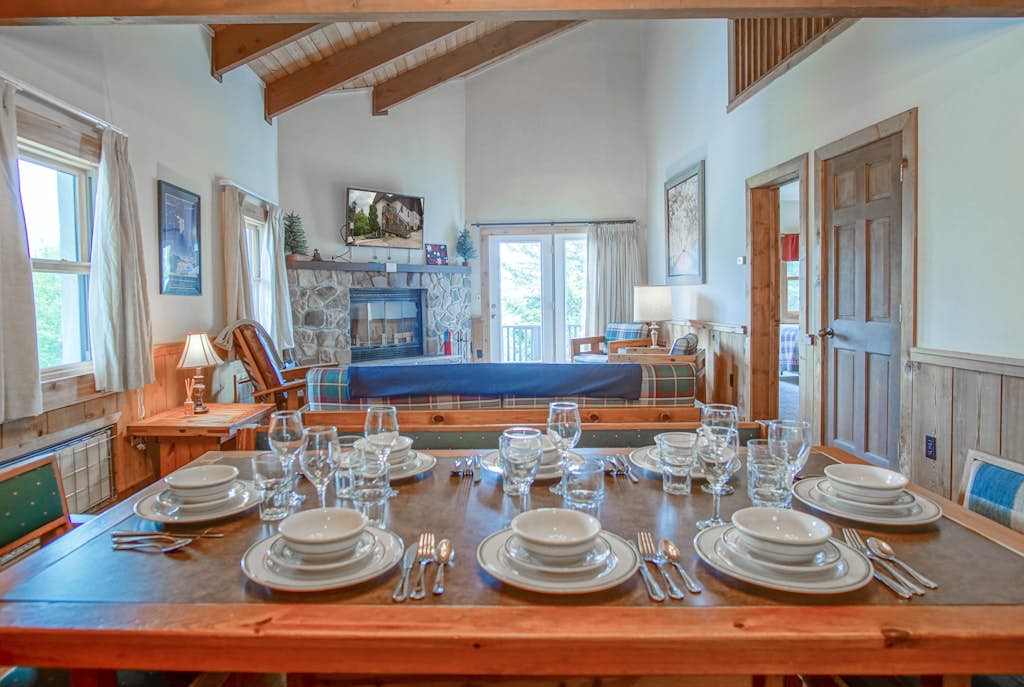 Whistlepunk #12:  4 Bedroom, 3 Bath:  Slope Side, Wood Fireplace.