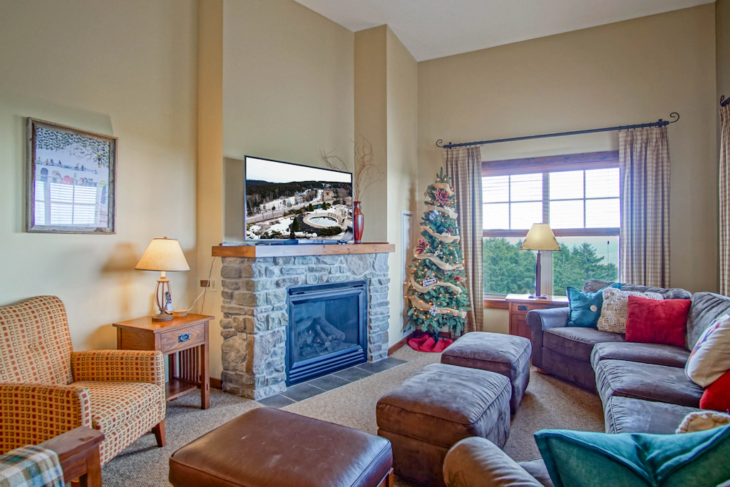 3 Br:   Soaring Eagle 104
