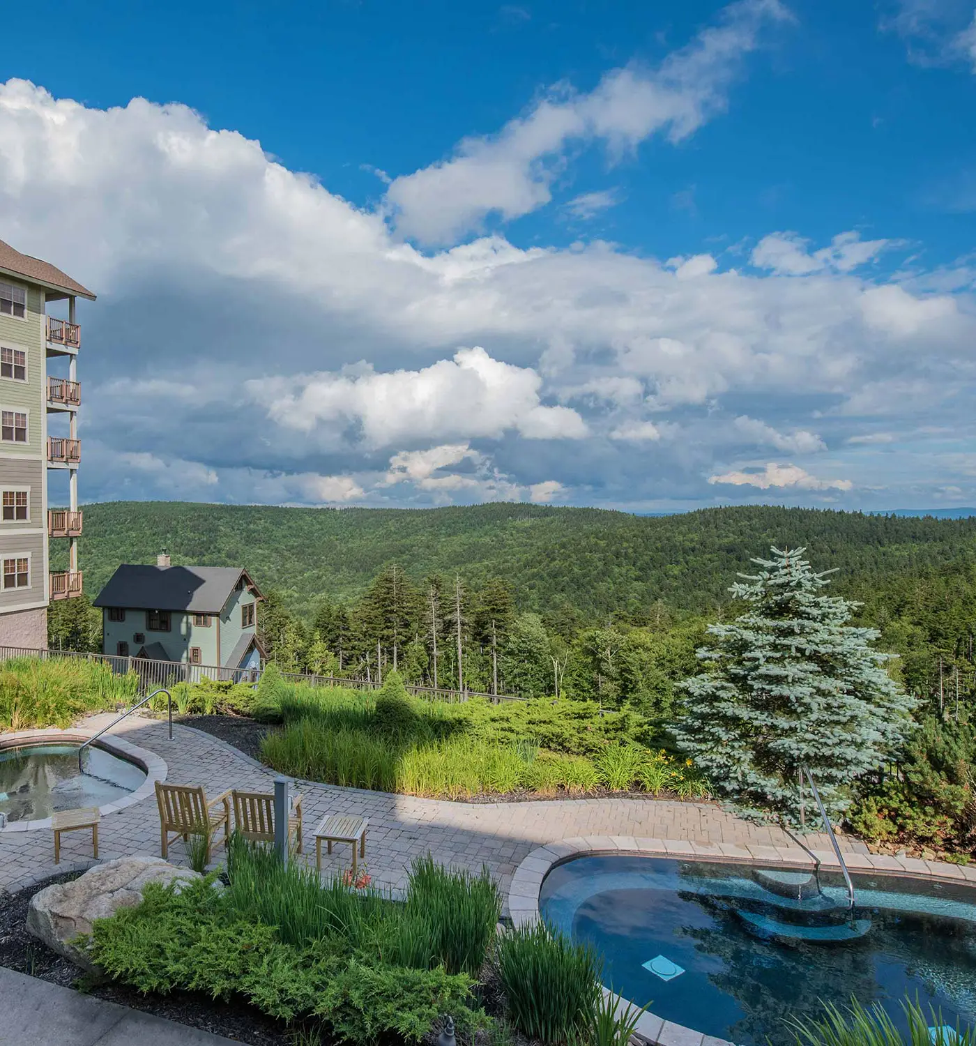 2 Br:  Soaring Eagle 110