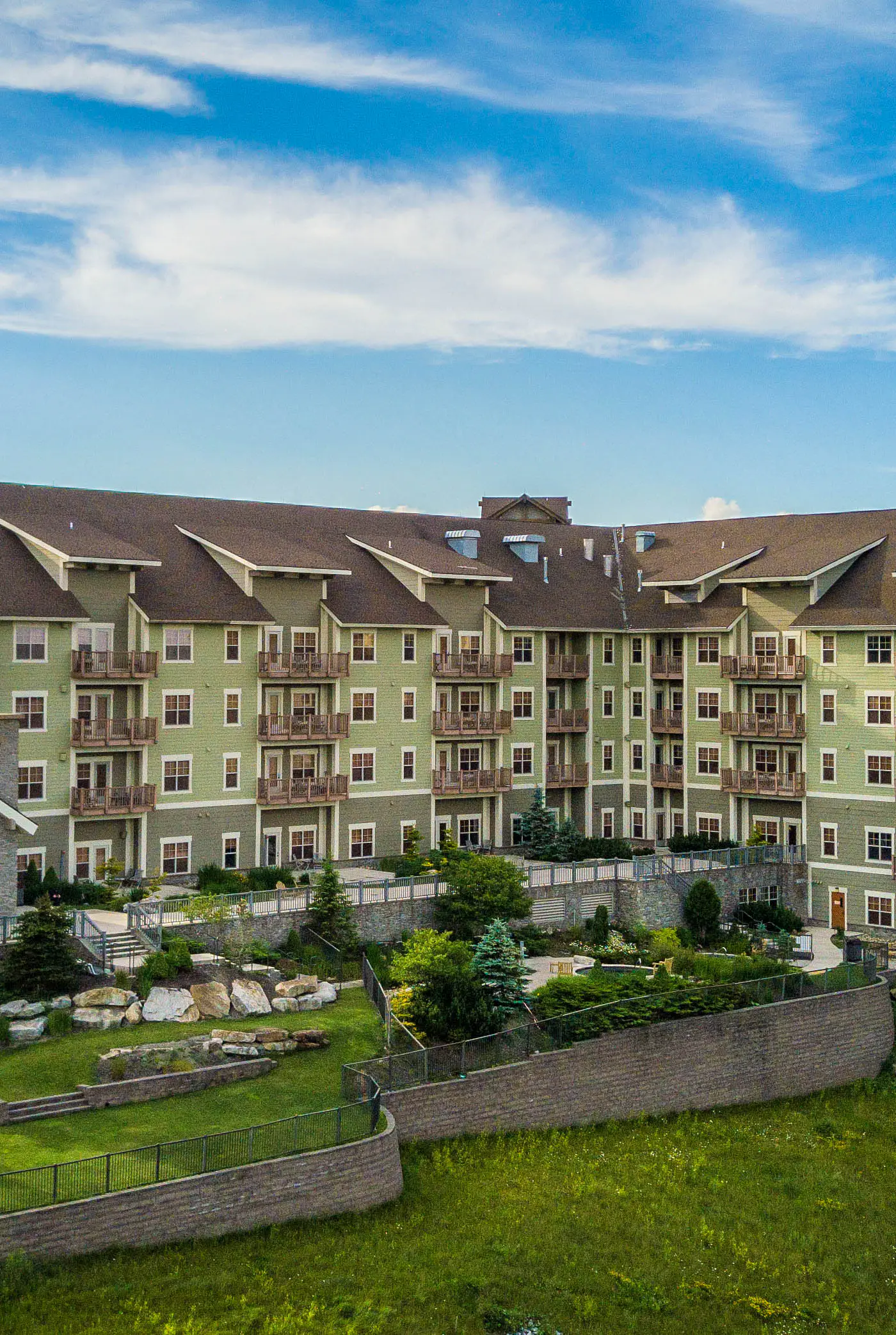 2 Br:  Soaring Eagle 110