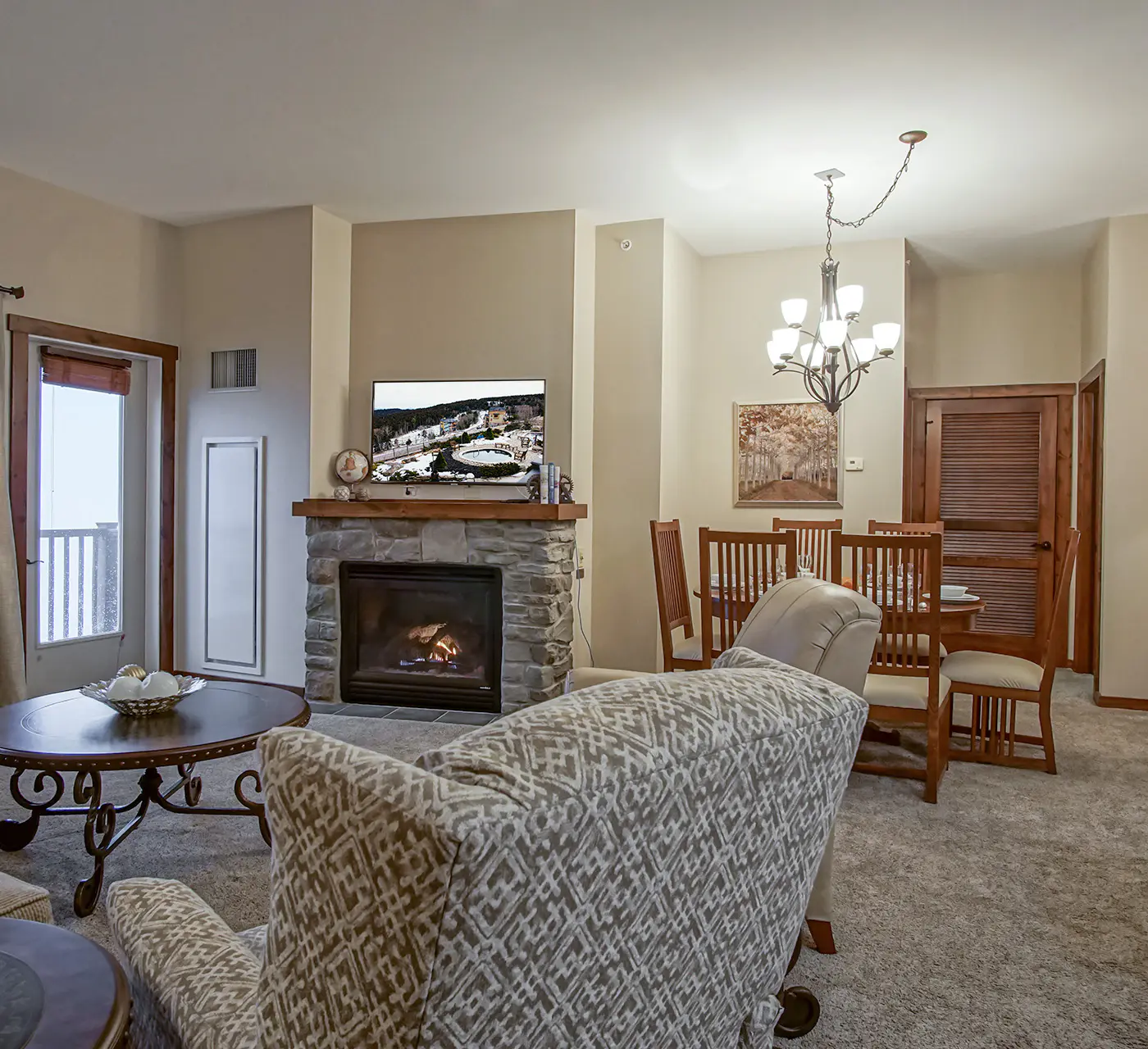 2 Br:  Soaring Eagle 402