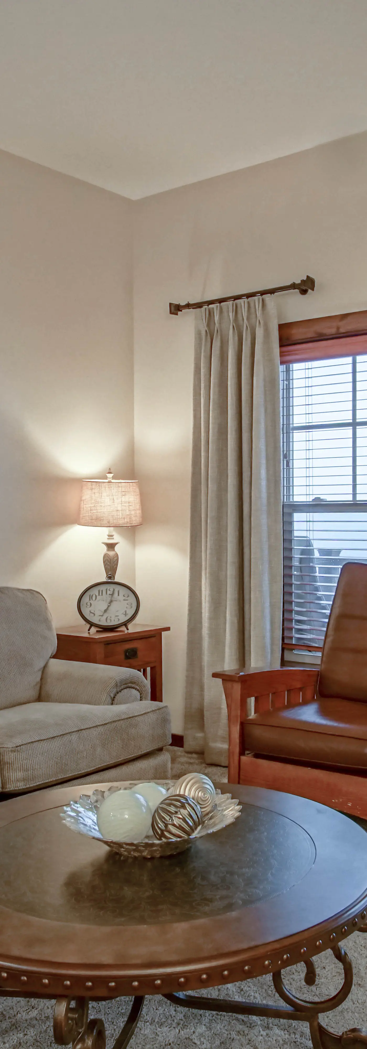 2 Br:  Soaring Eagle 402