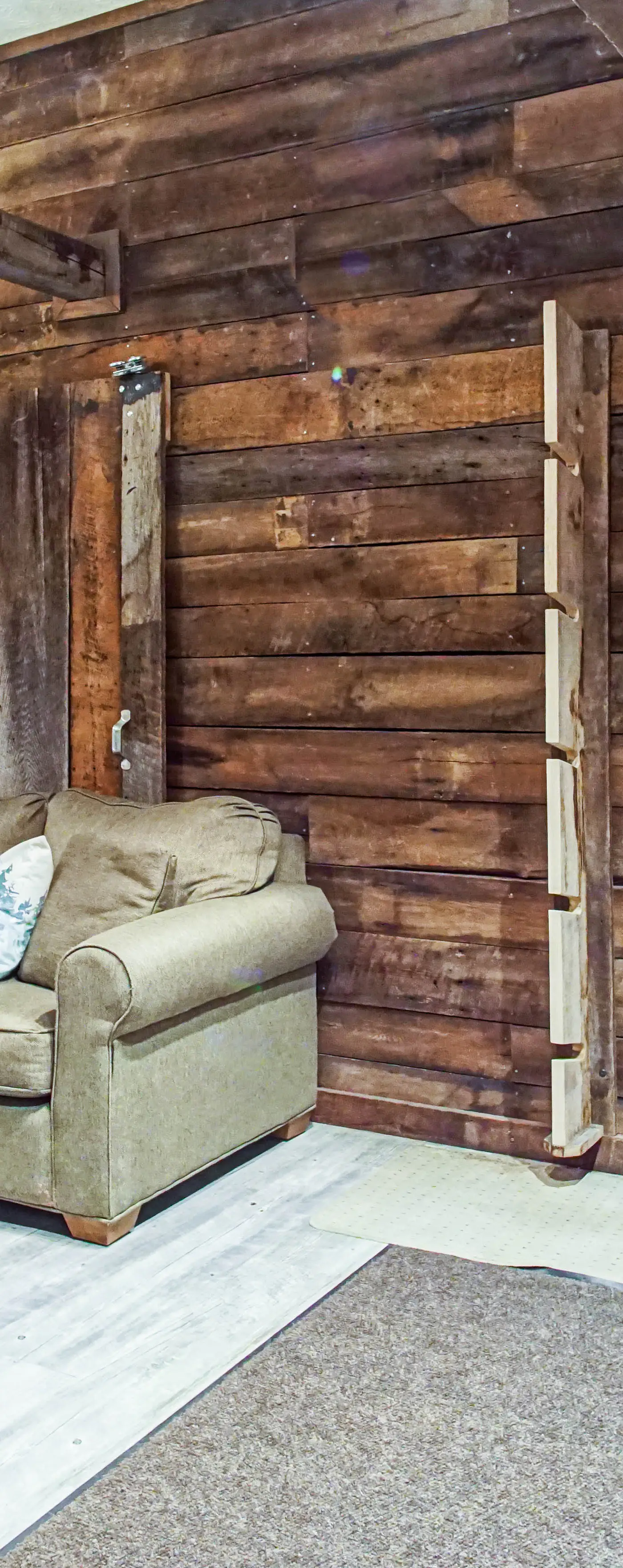 5 Br: Loggers Run 11