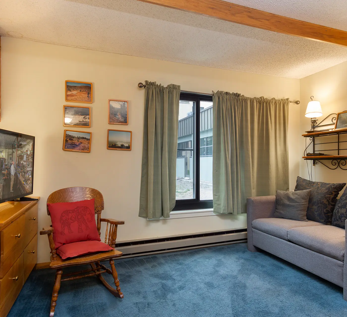 1 Br Studio: Silver Creek 1104