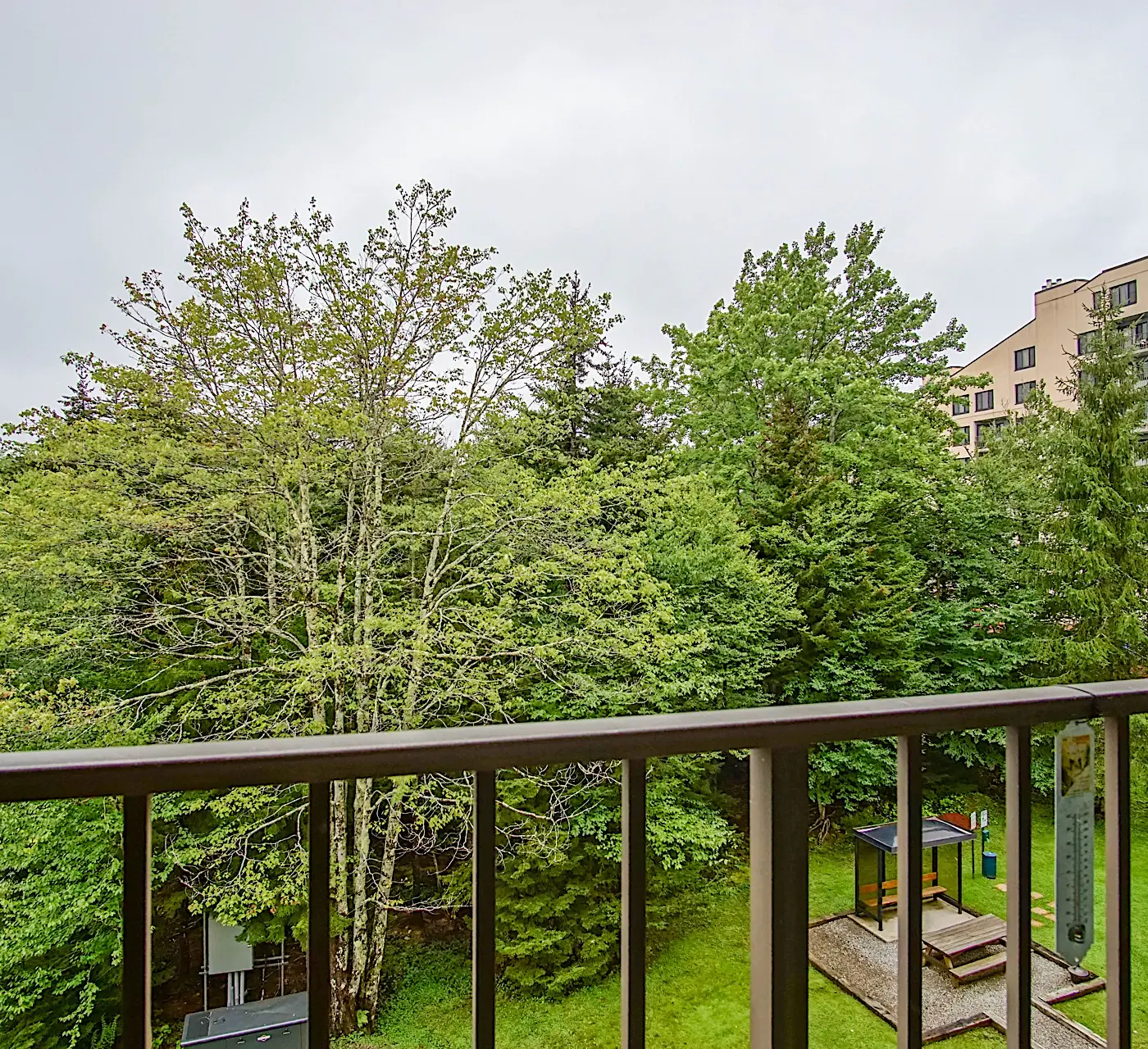 2 Br: Silver Creek 5216