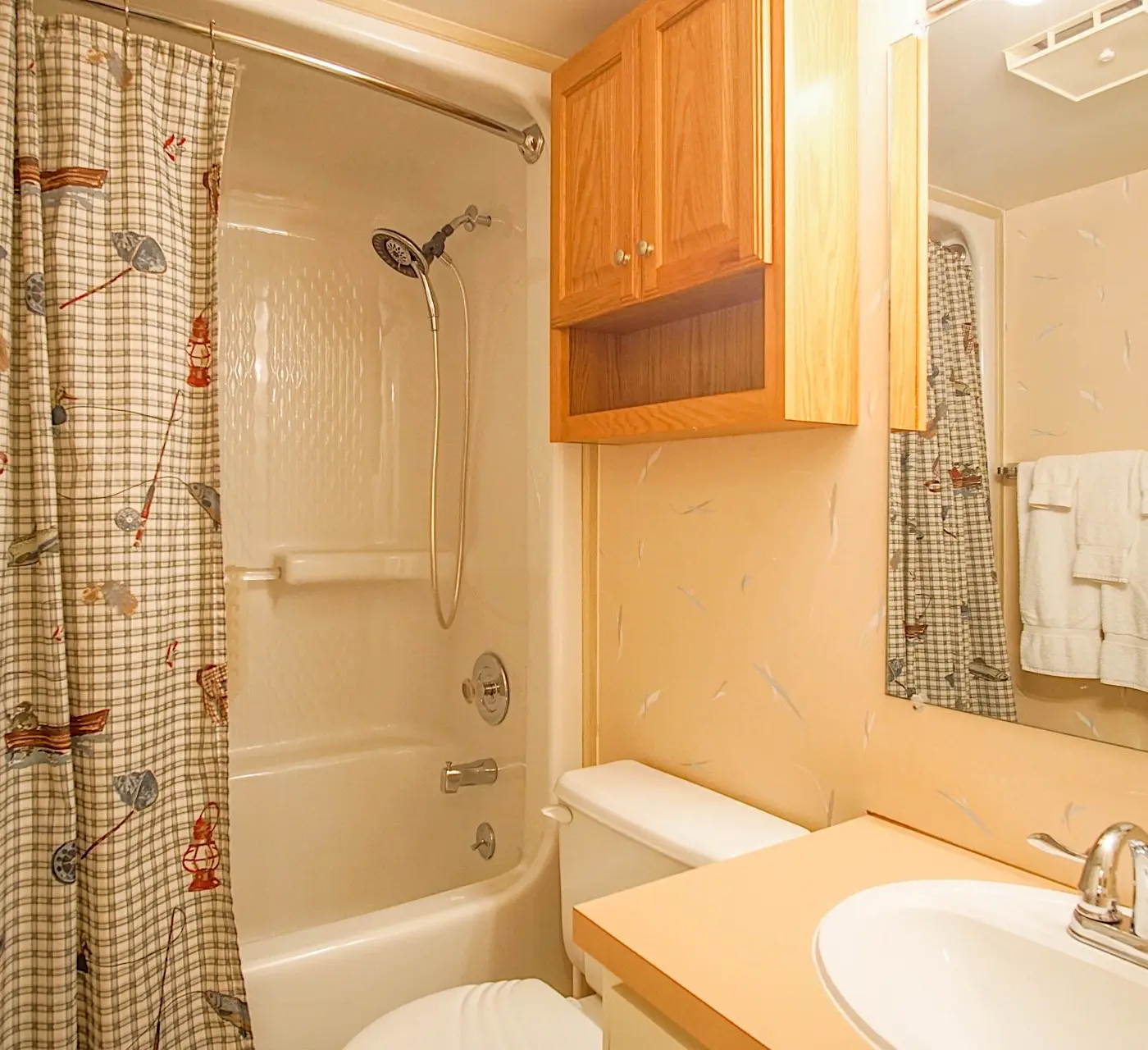 2 Br: Silver Creek 5216