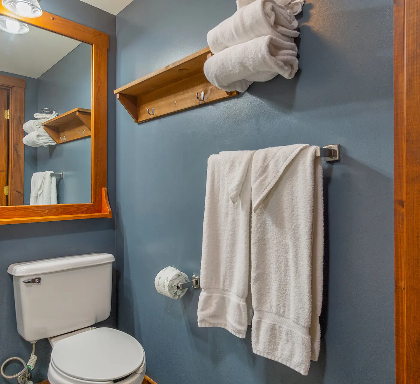 1 Br Junior Studio: Rimfire 258