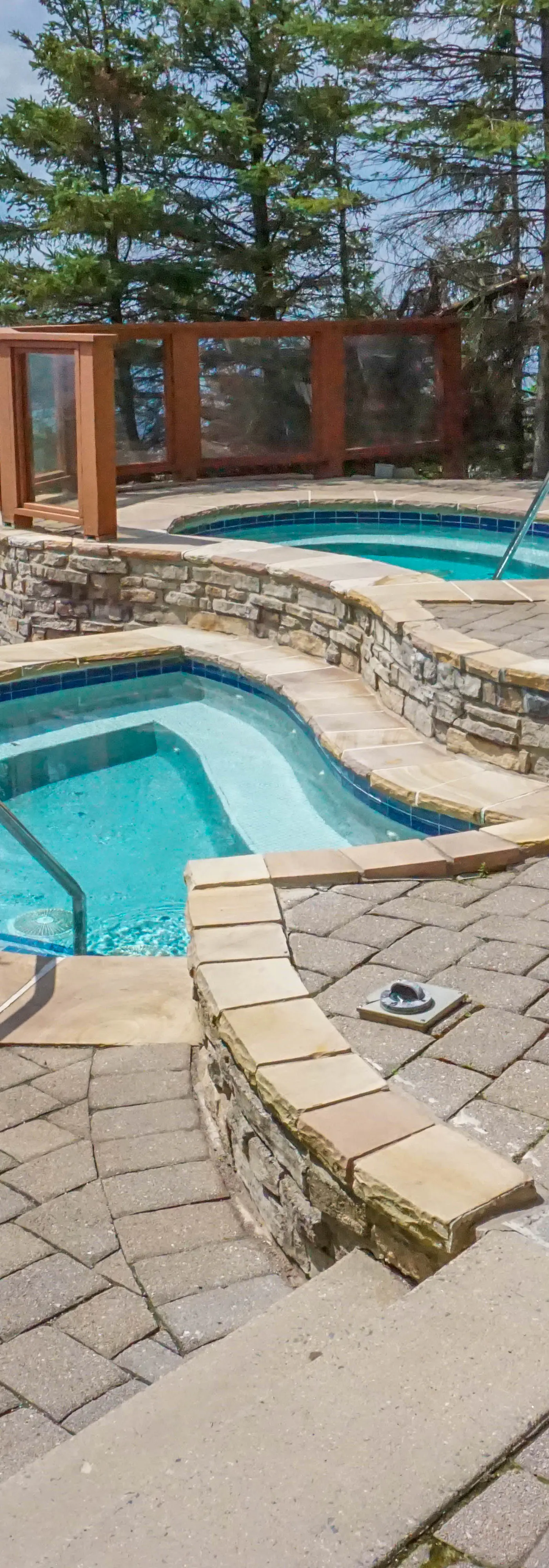 1 Br Junior Studio: Rimfire 258