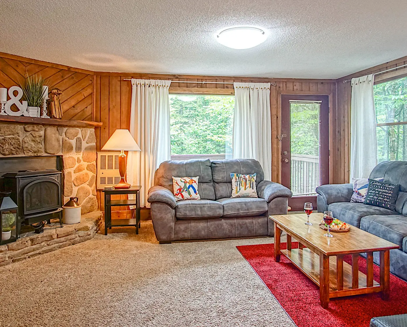 3 Br: TreeTop 27