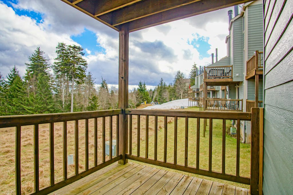 Powderidge 24 Spectacular Slope Side 2 Br Condo