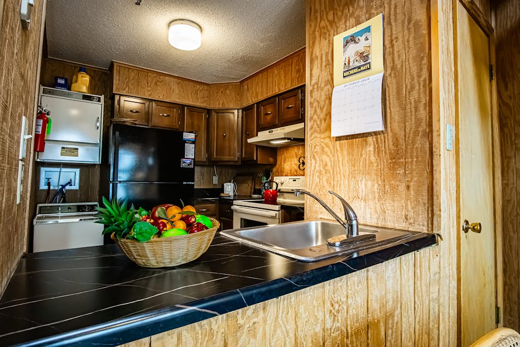 Leatherbark - 301B, 2 Bedroom Allegheny Sunrise Spacious Condo Foosball