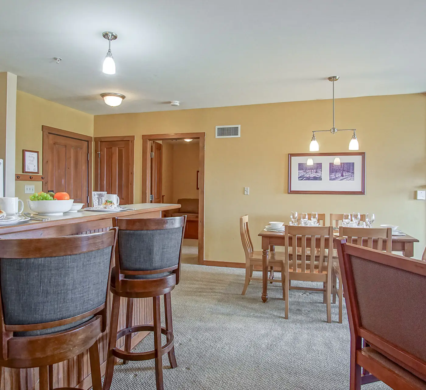 2 Br Plus Den: Allegheny Springs 140