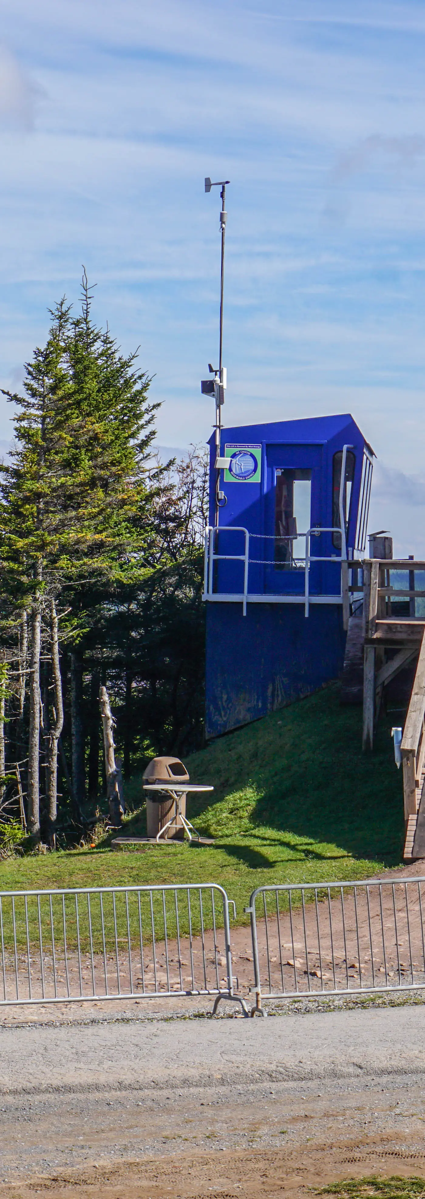 2 Br Plus Den: Allegheny Springs 140