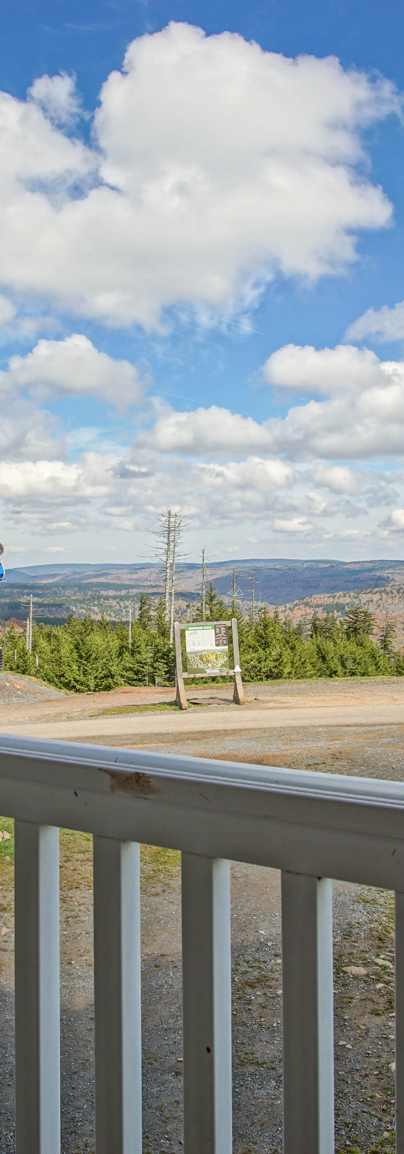 2 Br Plus Den: Allegheny Springs 140