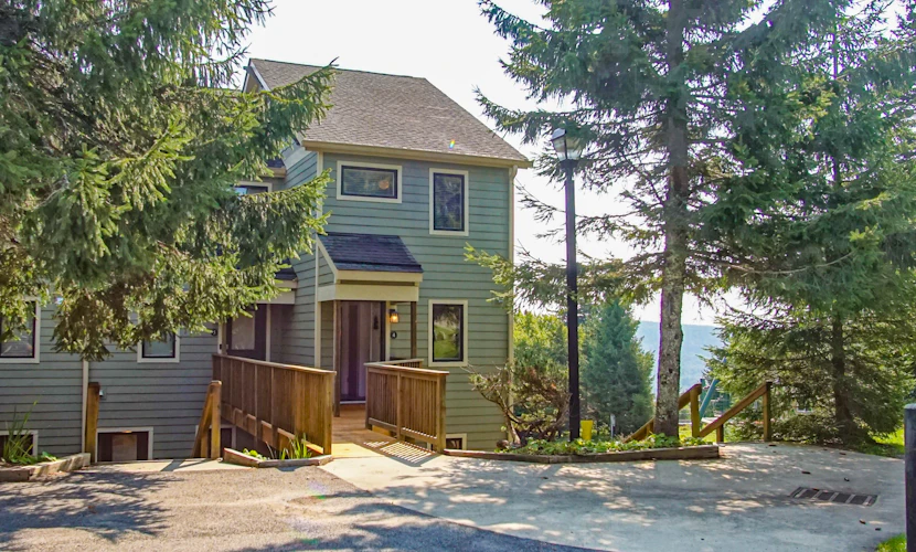 Powderidge 4 -Slope Side, Spacious 2 Br Condo