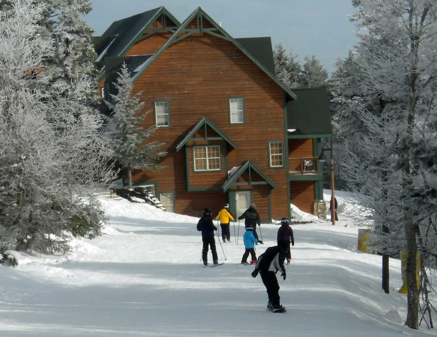 2 Br: Camp 4 #24