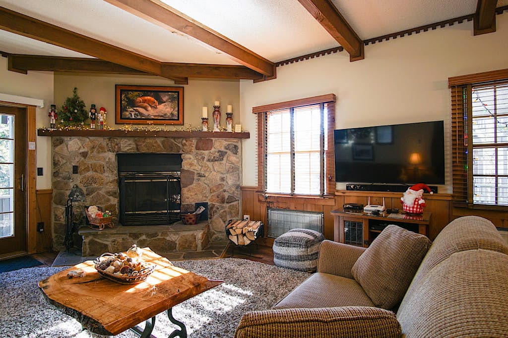 Whistlepunk 20 Wilderness Hideaway, Slope Side,  Spacious 2 Br Condo