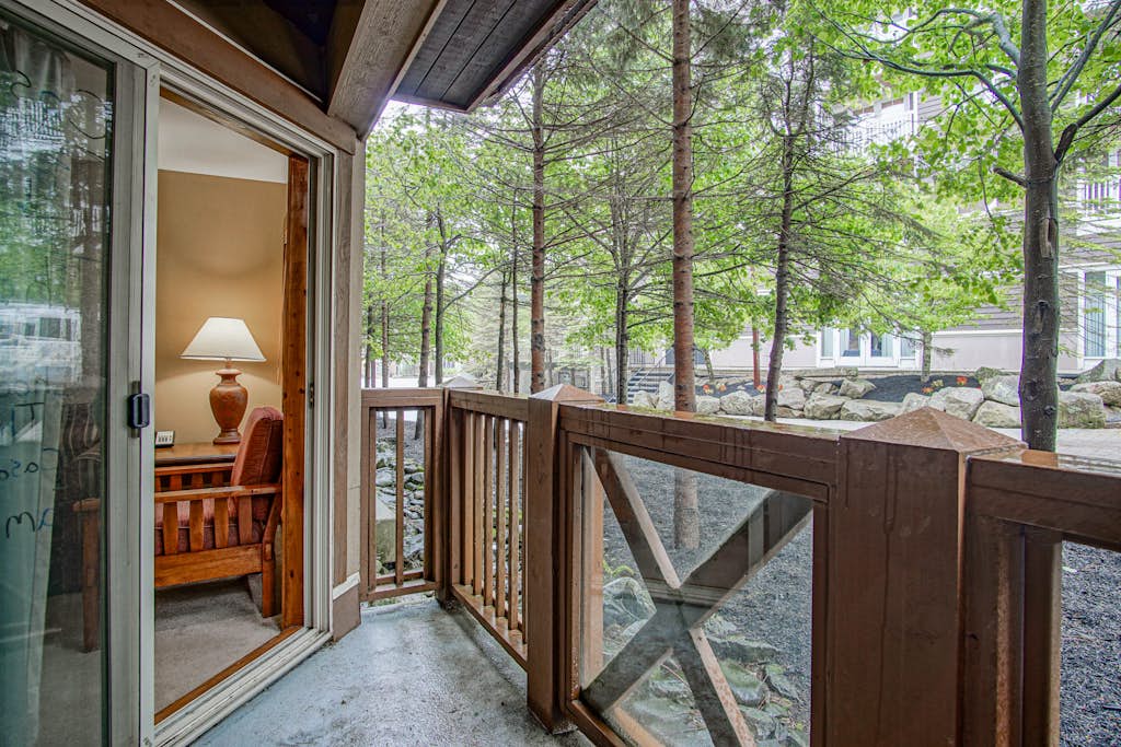 Rimfire 160: Walking Distance to shops, restaurants, Starbucks 1 BR Sleeps 4