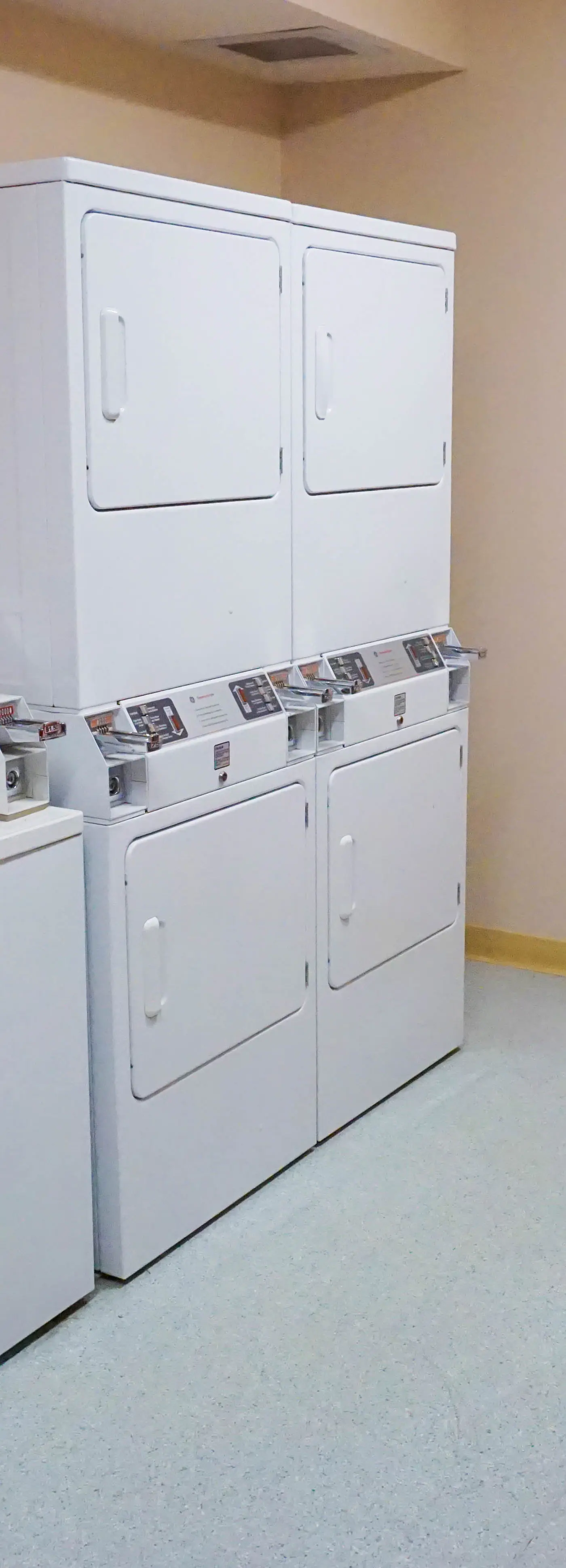 1 Br Studio: Rimfire 162