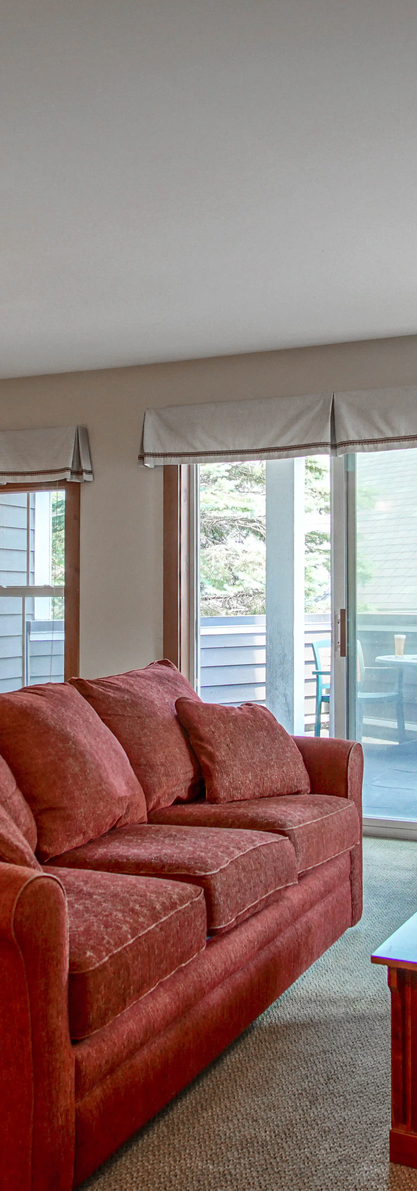 2 Br: Allegheny Springs 201-203