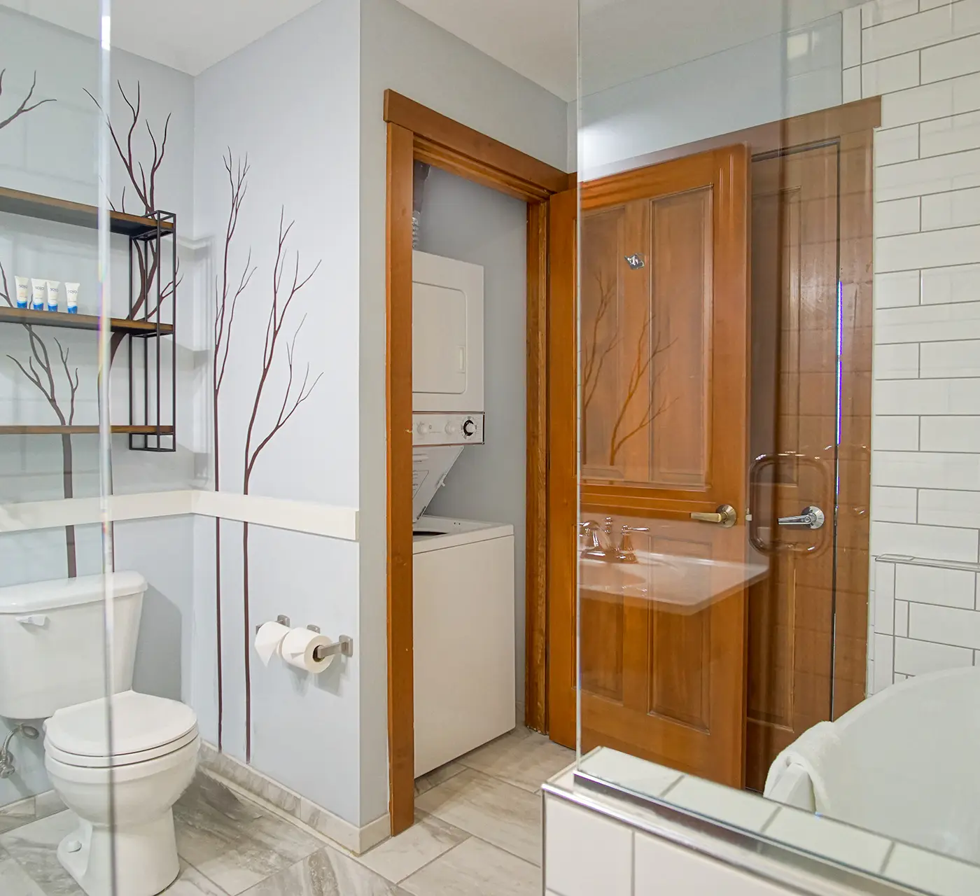 2 Br Plus Den: Allegheny Springs 440