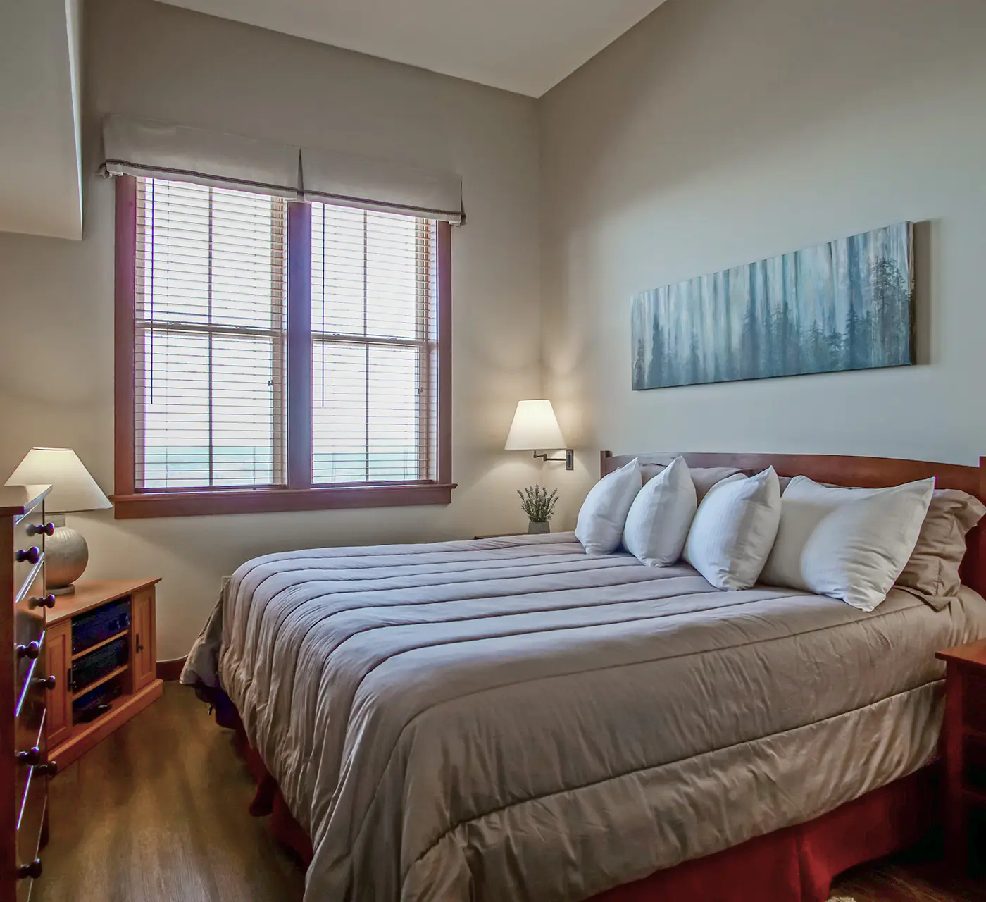 2 Br Plus Den: Allegheny Springs 440