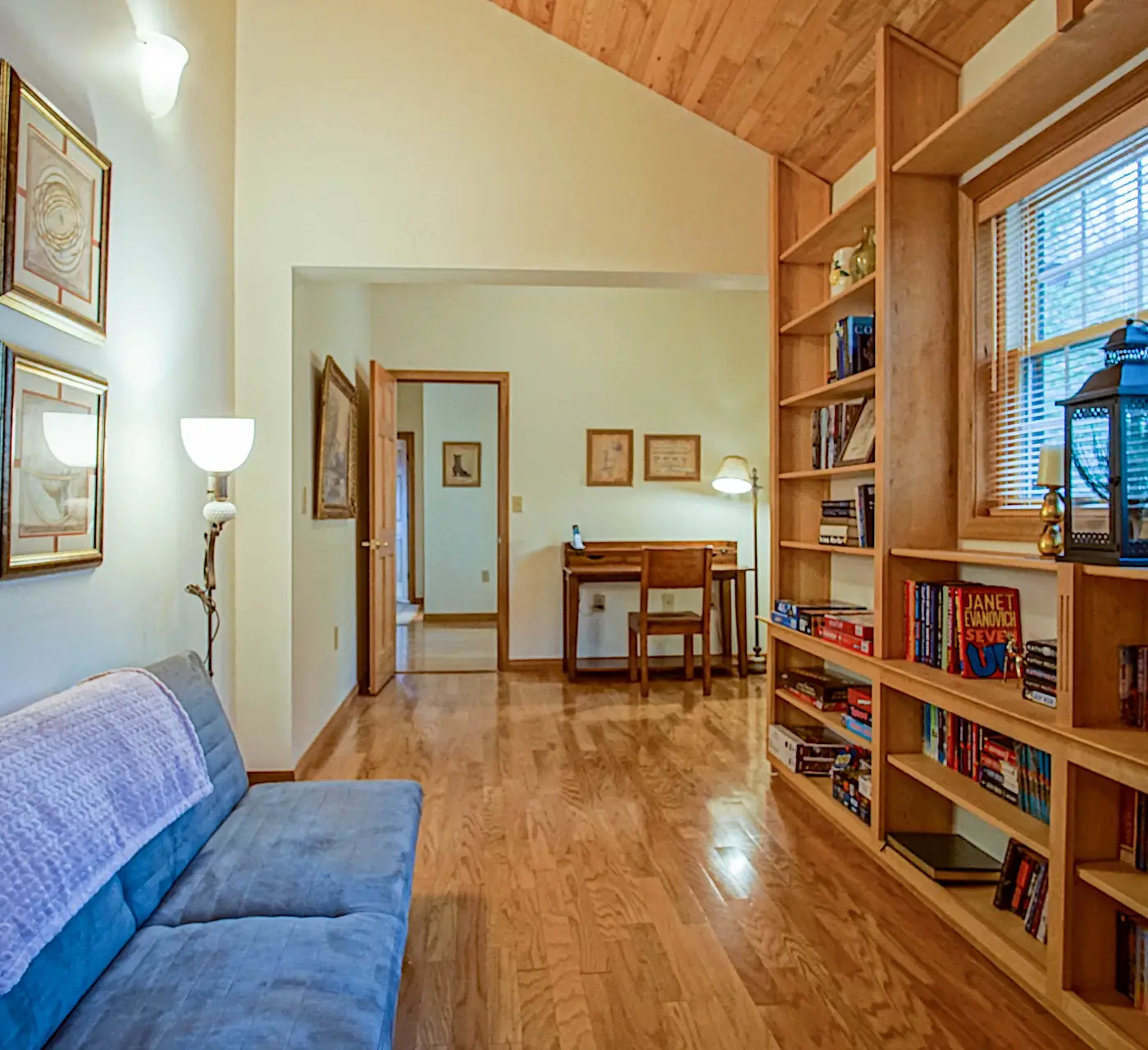 4 Br: N. Westridge Rd. 32