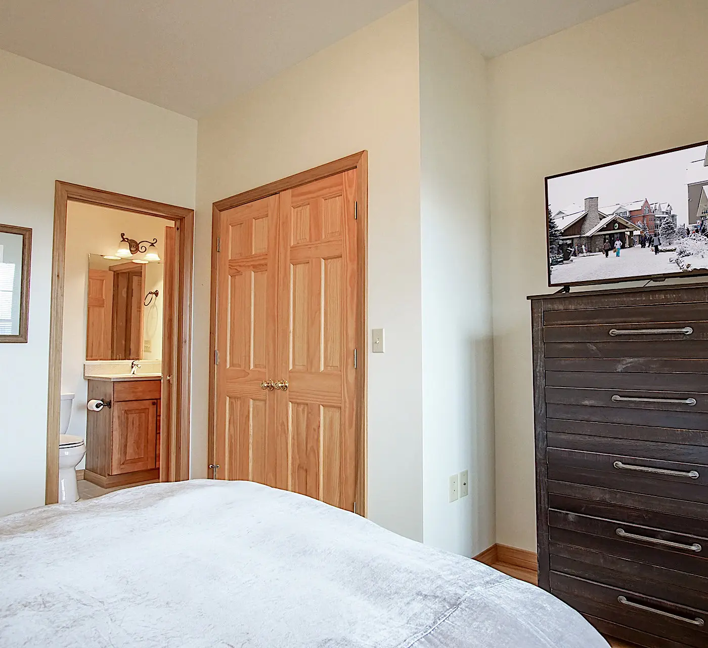 4 Br: N. Westridge Rd. 32